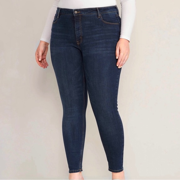 Old Navy Denim - Old Navy Jeans Women’s Size 14 The Sweetheart Mid Rise Skinny Dark Wash Bottoms
